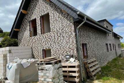 Haus Bad Salzuflen Wüsten - 1 Zimmer, 256 m&sup2;, 220.000&euro; | Angebot:25800430