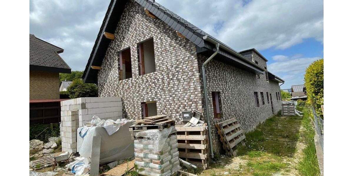 Mehrfamilienhaus, Wohnhaus Bad Salzuflen Wüsten - 1 Zimmer, 256 m&sup2;, 220.000&euro; | Angebot:25800430