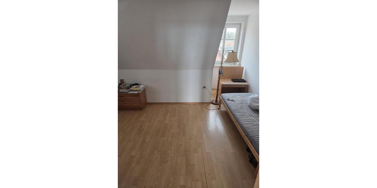 Dachgeschoßwohnung Uchte - 4 Zimmer, 88 m&sup2;, 610&euro; | Angebot:25831585