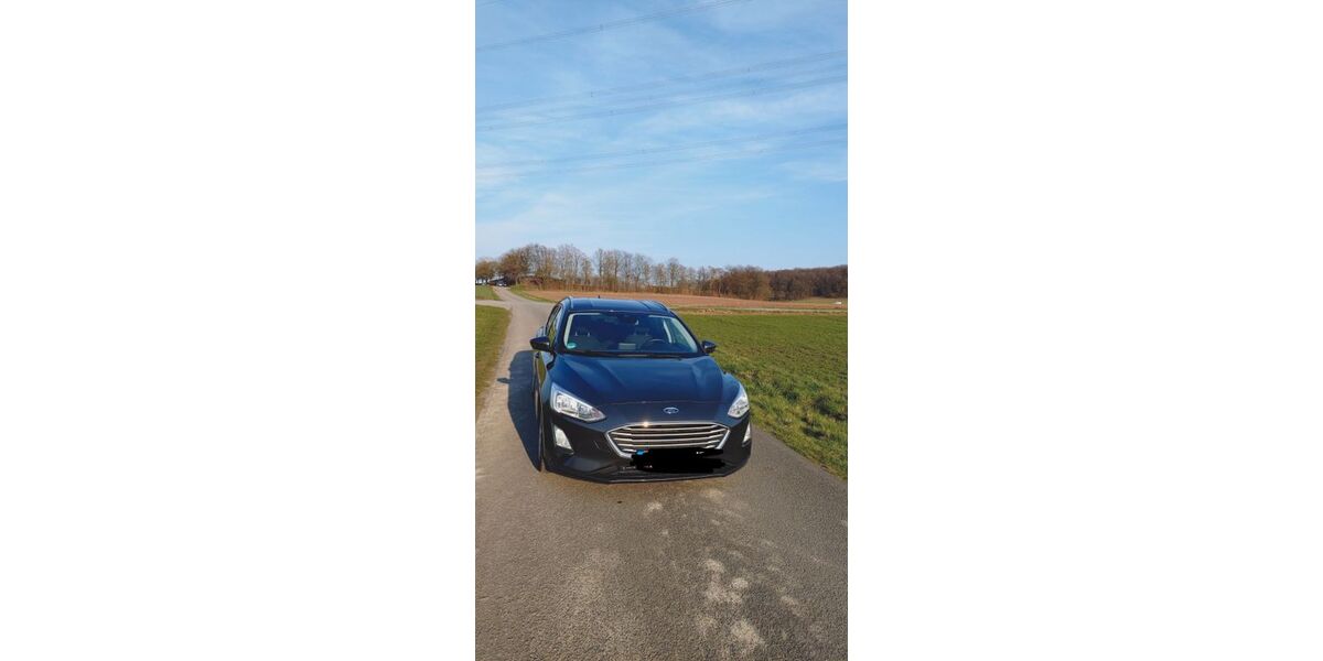 Ford Focus 92.400 km 12.500 &euro; Hiddenhausen 32120