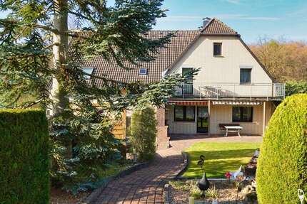 Haus Auetal - 9 Zimmer, 243 m&sup2;, 300.000&euro; | Angebot:25834839