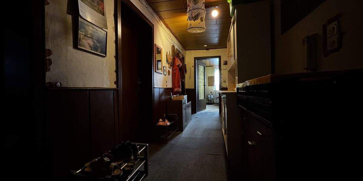 Mehrfamilienhaus, Wohnhaus Rinteln - 1 Zimmer, 200 m&sup2;, 99.999&euro; | Angebot:25777013