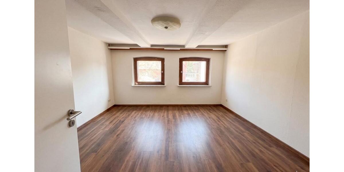 Etagenwohnung Hessisch Oldendorf - 3 Zimmer, 56 m&sup2;, 450&euro; | Angebot:26268010