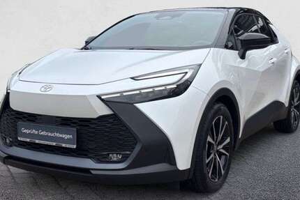 Toyota C-HR 3.990 km 32.900 &euro; Porta - Westfalica 32457