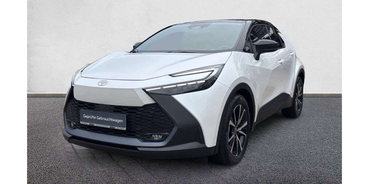 Toyota C-HR 3.990 km 32.900 &euro; Porta - Westfalica 32457