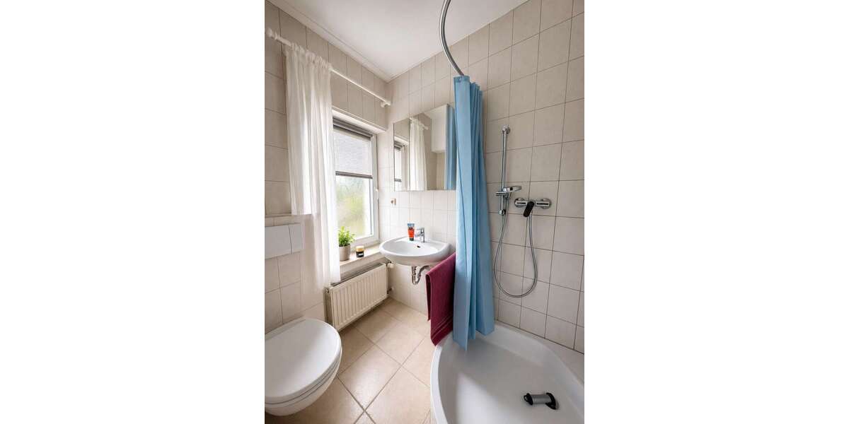 Charakterimmobilie mit Einliegerwohnung auf außergewöhnlichem Naturgrundstück - Mehrfamilienhaus, Wohnhaus Hüllhorst | Angebot:27254352