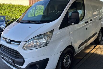 Ford Transit Custom 268.000 km 2.990 &euro; Bad Salzuflen 32105
