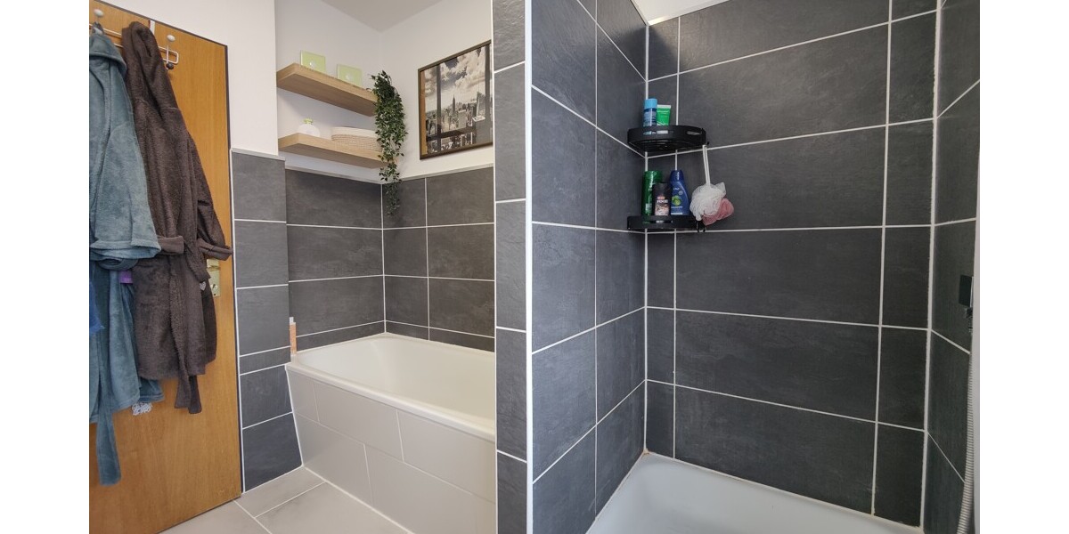 Großzügiges Mehrfamilienhaus, Generationen unter einem Dach oder zur Vermietung - Mehrfamilienhaus, Wohnhaus Enger | Angebot:25221539