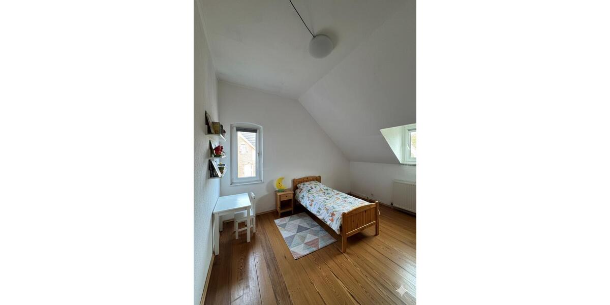 Dachgeschoßwohnung Bückeburg - 4 Zimmer, 104 m&sup2;, 227.000&euro; | Angebot:24655785