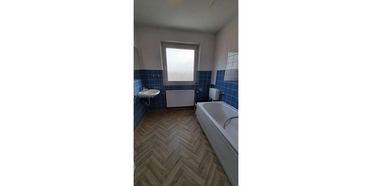 Etagenwohnung Herford Falkendiek - 3 Zimmer, 72 m&sup2;, 450&euro; | Angebot:25307015