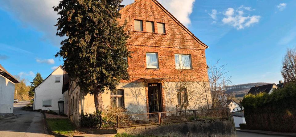 Einfamilienhaus Extertal - 6 Zimmer, 200 m&sup2;, 44.444&euro; | Angebot:25841962