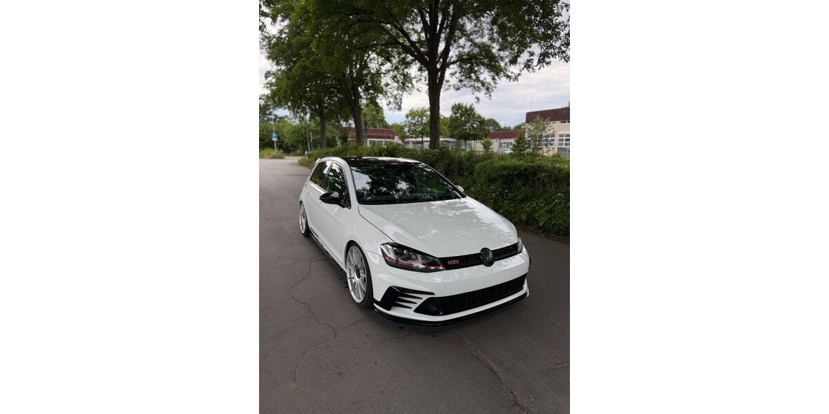 VW Golf 130.000 km 19.950 &euro; Bad Salzuflen 32107