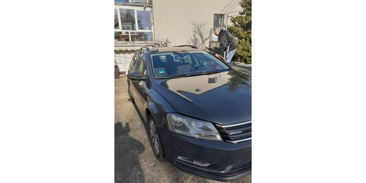 VW Passat 178.000 km 6.500 &euro; Porta Westfalica 32457
