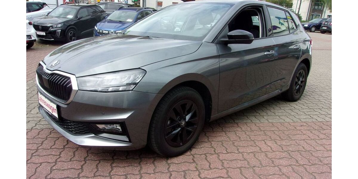 Skoda Fabia 15.000 km 17.750 &euro; Herford 32051