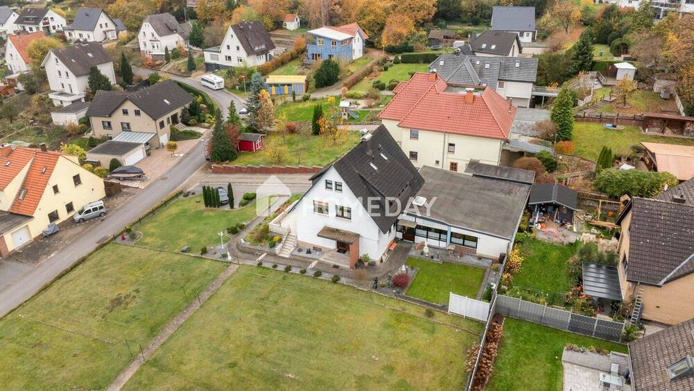 Mehrfamilienhaus, Wohnhaus Hiddenhausen Schweicheln-Bermbeck - 8 Zimmer, 151 m&sup2;, 339.000&euro; | Angebot:25739134