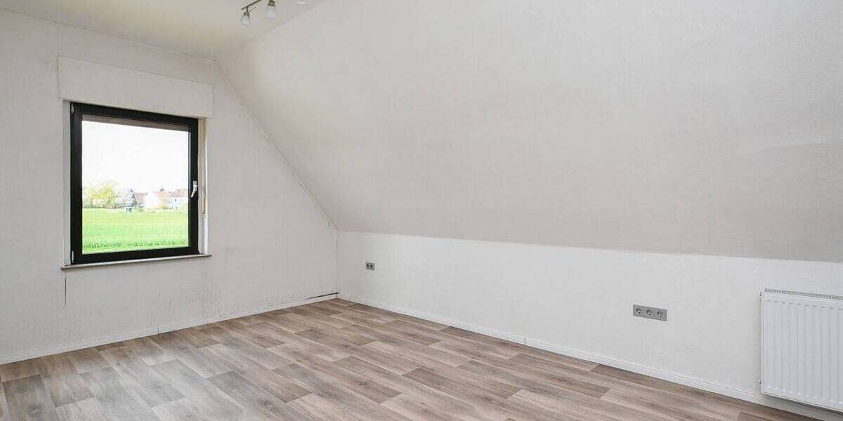 Einfamilienhaus Löhne Obernbeck - 6 Zimmer, 156 m&sup2;, 221.000&euro; | Angebot:26230704