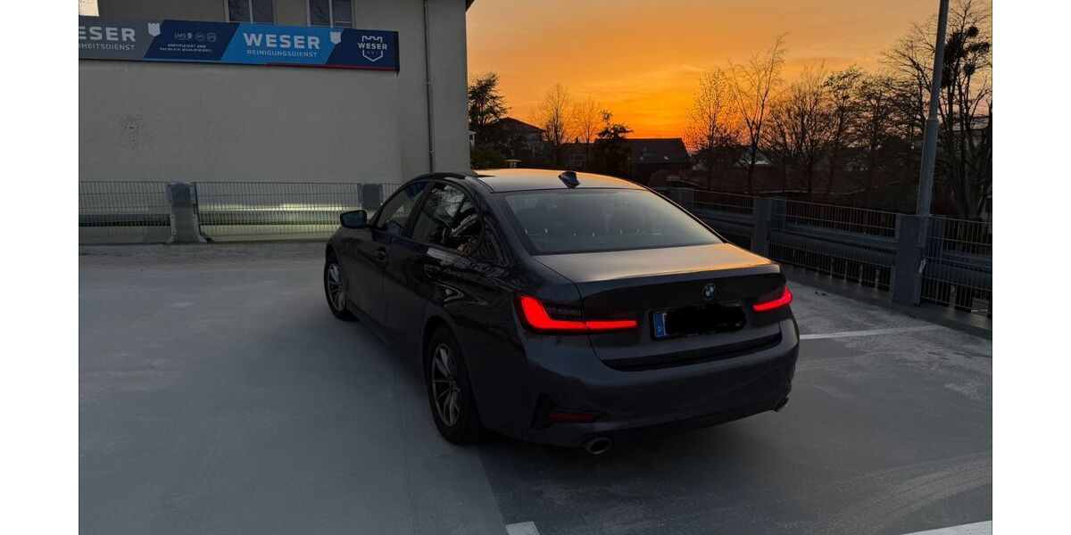 BMW 320 154.000 km 18.499 &euro; Preußisch Oldendorf 32361