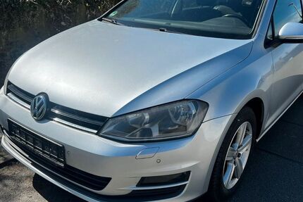 VW Golf 136.500 km 7.250 &euro; Hessisch Oldendorf 31840