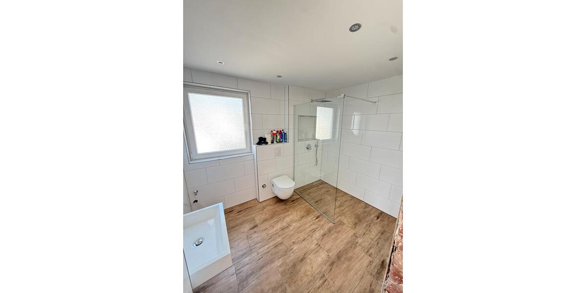 Dachgeschoßwohnung Stadthagen - 4 Zimmer, 86 m&sup2;, 900&euro; | Angebot:25715044