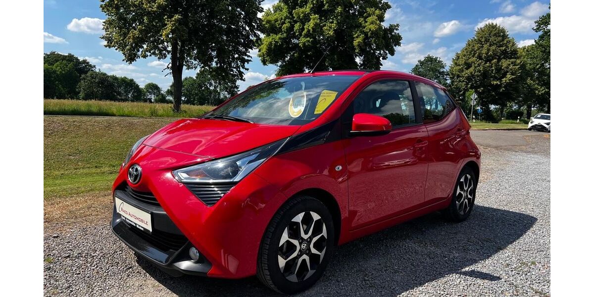 Toyota Aygo (X) 38.420 km 10.490 &euro; Minden 32425