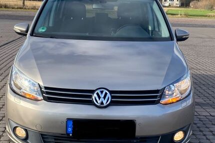 VW Touran 237.500 km 7.700 &euro; Porta westfalica 32457