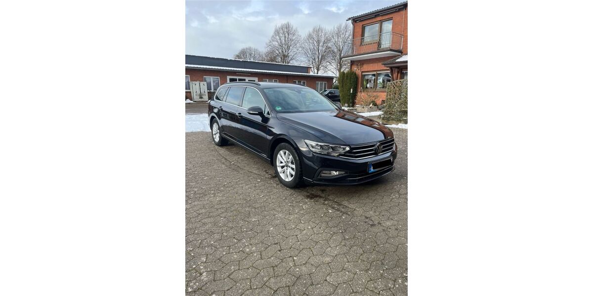 VW Passat Variant 67.000 km 26.400 &euro; Hille 32479