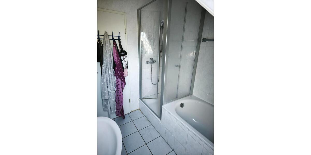 Dachgeschoßwohnung Minden Kuhlenkamp - 3 Zimmer, 88 m&sup2;, 610&euro; | Angebot:26393293