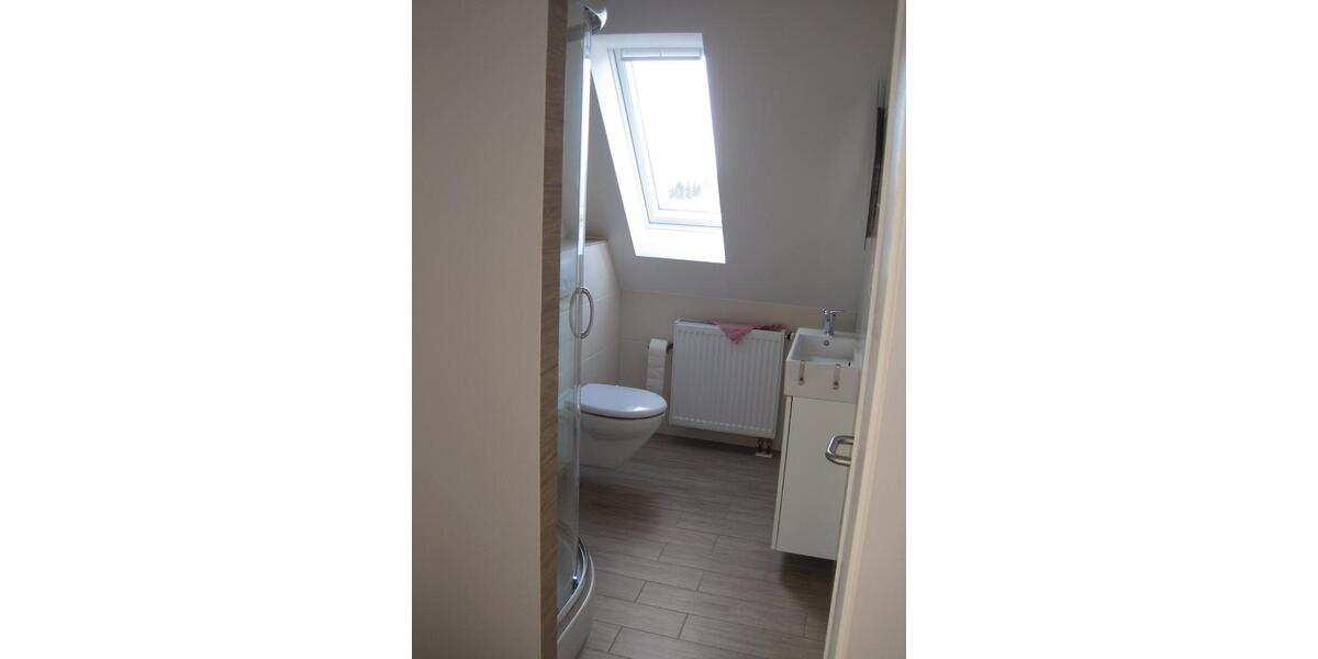 Dachgeschoßwohnung Stadthagen - 3 Zimmer, 44 m&sup2;, 400&euro; | Angebot:26236418