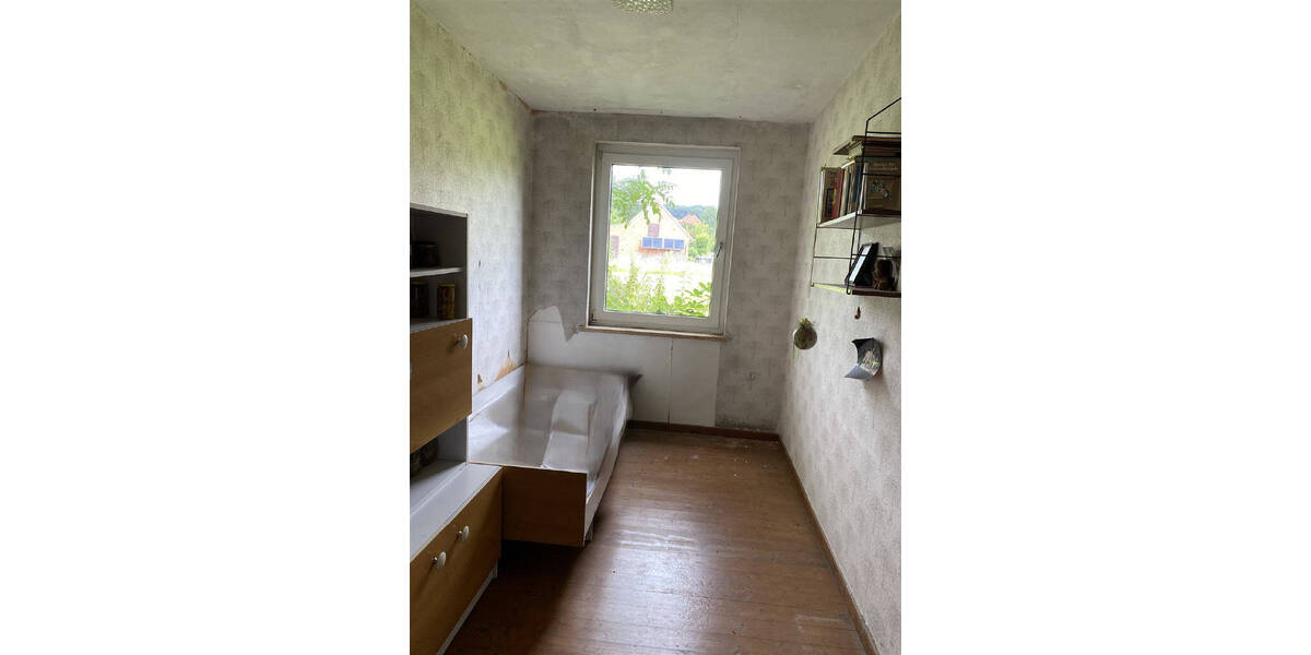 Einfamilienhaus Porta Westfalica-Eisbergen Hausberge - 1 Zimmer, 296 m&sup2;, 190.000&euro; | Angebot:26187665