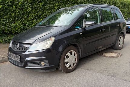 Opel Zafira 240.124 km 1.990 &euro; Minden 32429
