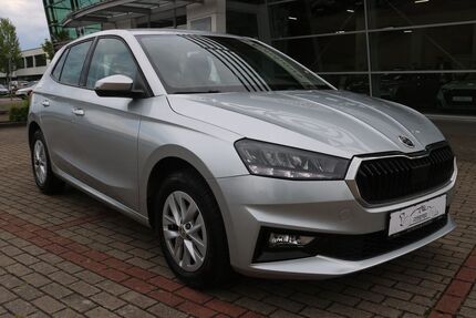 Skoda Fabia 27.520 km 13.900 &euro; Bückeburg 31675