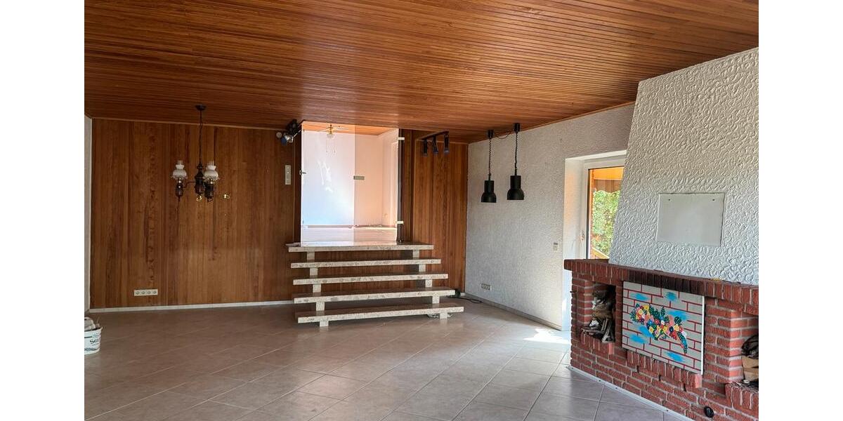 Einfamilienhaus Ahnsen - 8 Zimmer, 210 m&sup2;, 245.000&euro; | Angebot:25404404