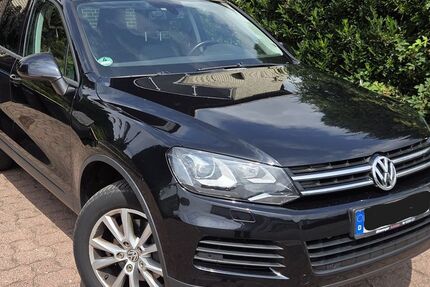 VW Touareg 166.682 km 15.499 &euro; Dörentrup 32694