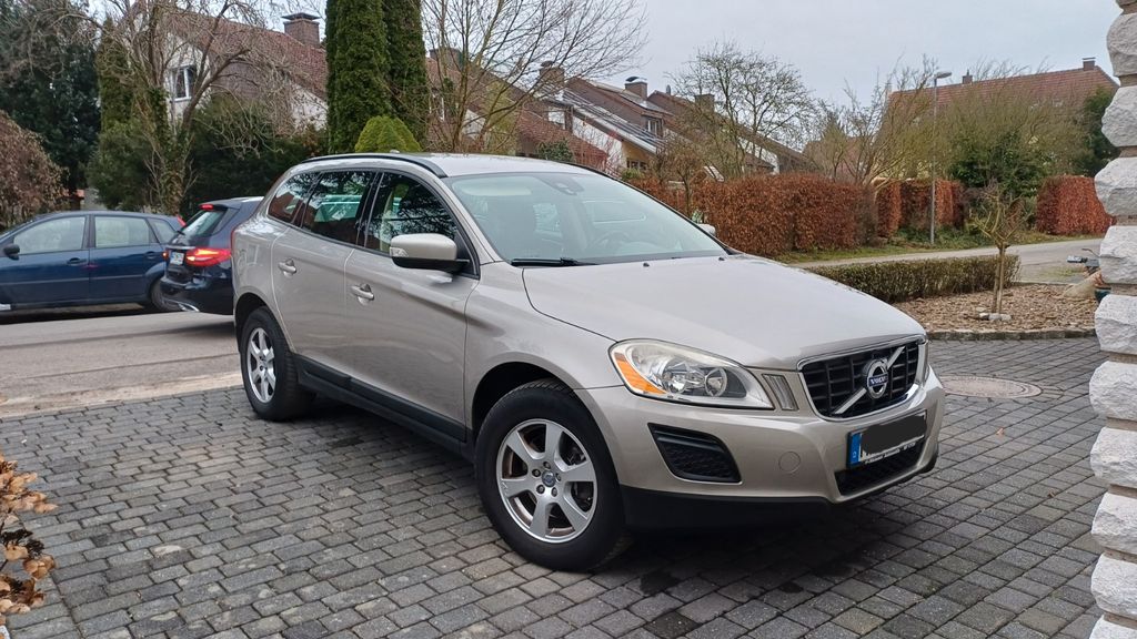 Volvo XC60 252.000 km 6.900 &euro; Herford 32051