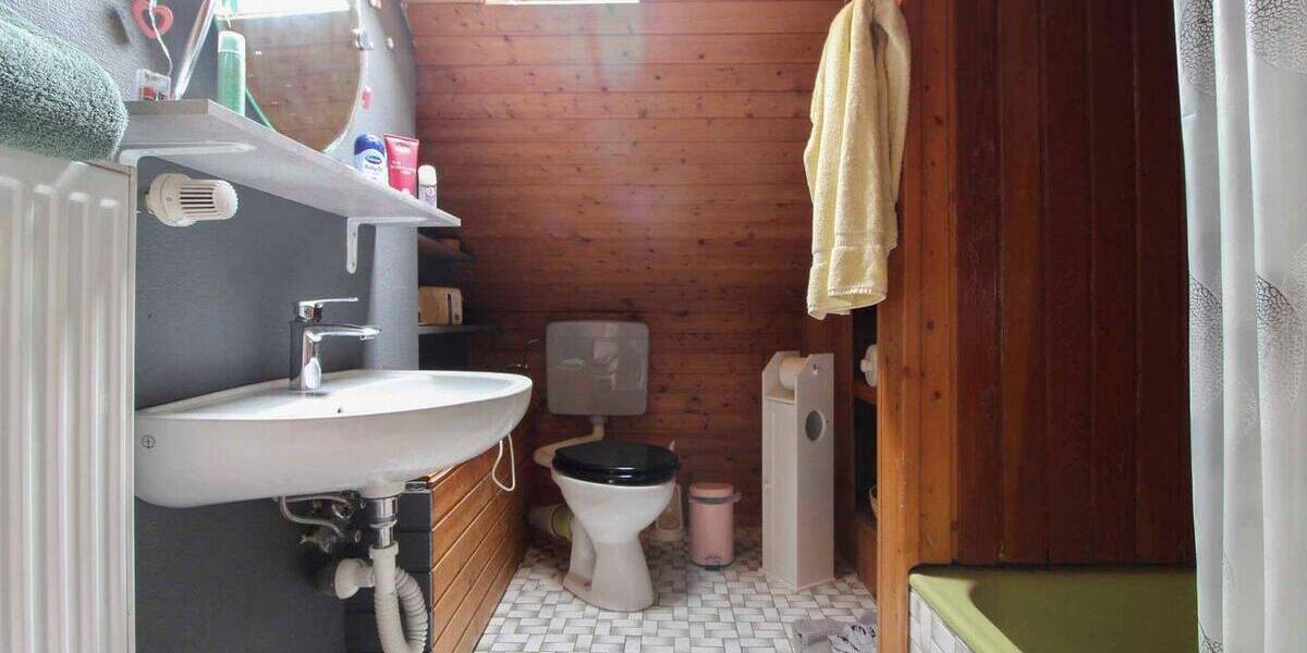 Mehrfamilienhaus, Wohnhaus Bad Salzuflen Werl-Aspe - 7 Zimmer, 117 m&sup2;, 229.000&euro; | Angebot:26853800