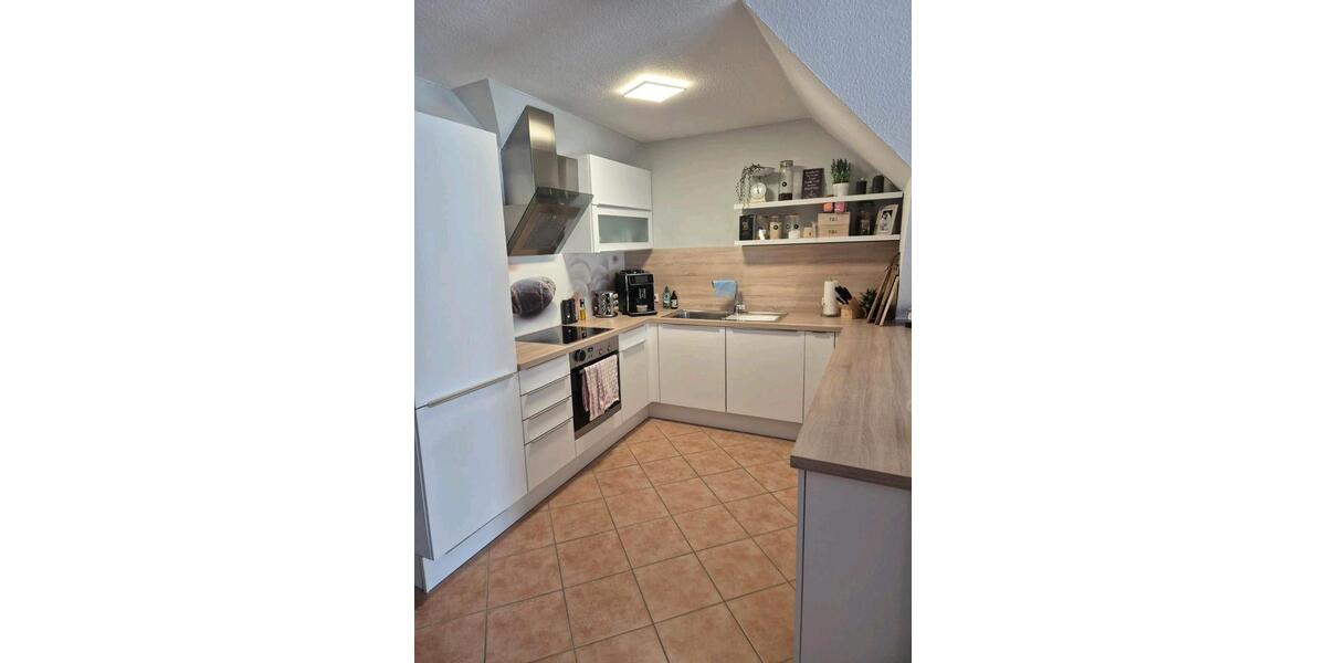 Dachgeschoßwohnung Minden Kuhlenkamp - 3.5 Zimmer, 90 m&sup2;, 890&euro; | Angebot:25052521