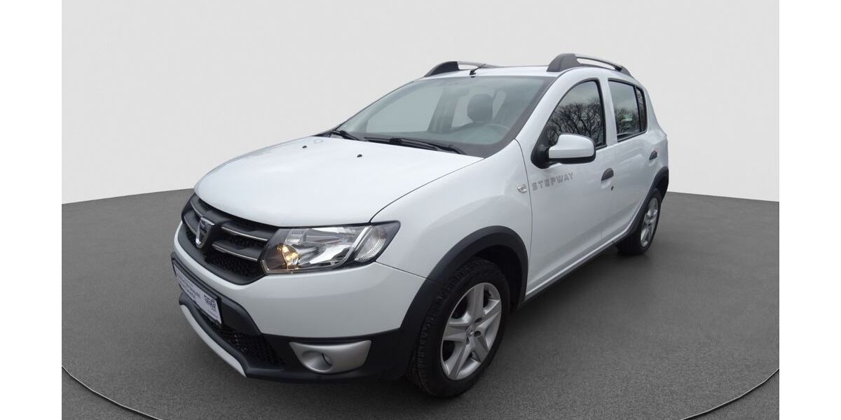 Dacia Sandero 164.742 km 6.290 &euro; Löhne 32584