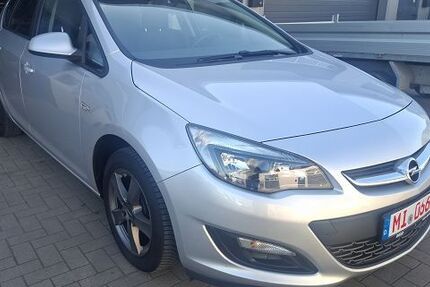 Opel Astra 89.755 km 6.995 &euro; Lübbecke 32312