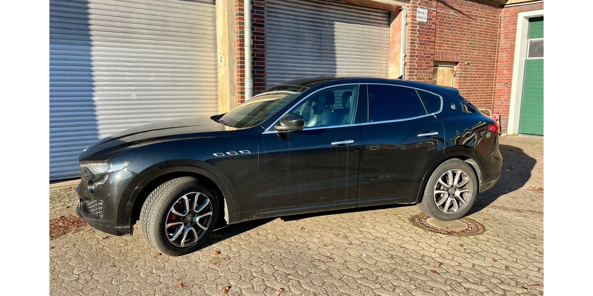 Maserati Levante Grandlusso 210.000 km 23.900 &euro; Minden 32423