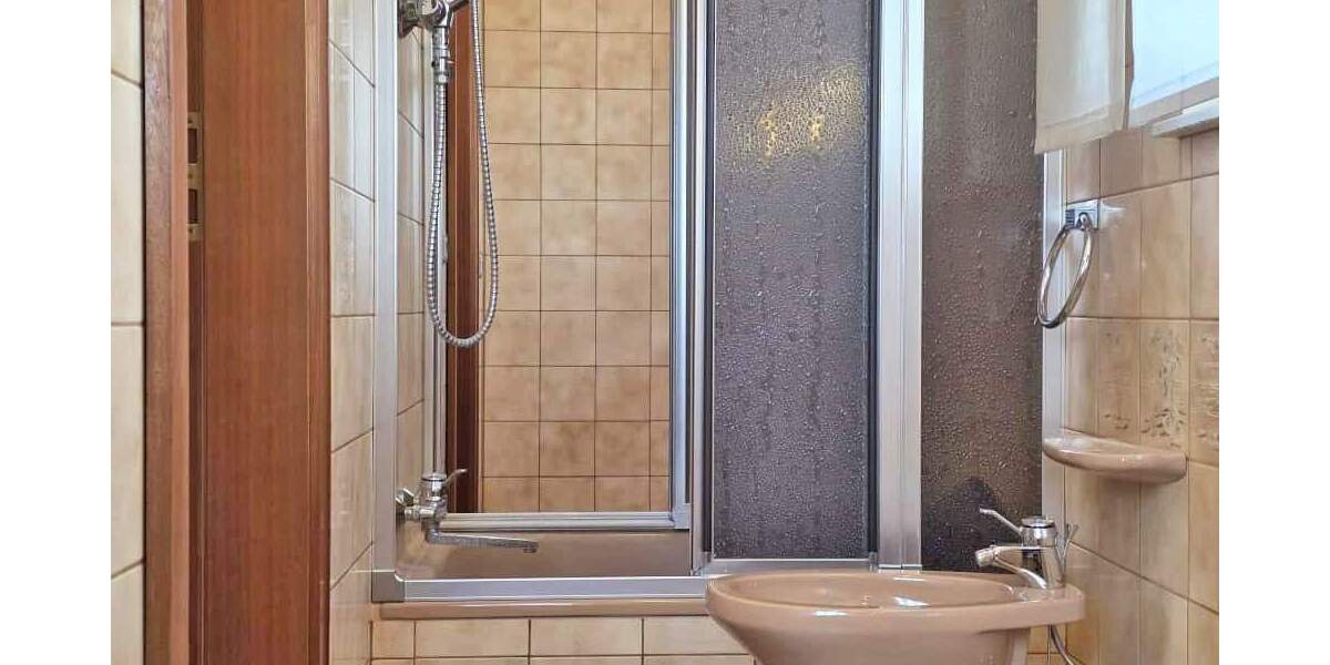 Mehrfamilienhaus, Wohnhaus Porta Westfalica Vennebeck - 5 Zimmer, 207 m&sup2;, 335.000&euro; | Angebot:25744048