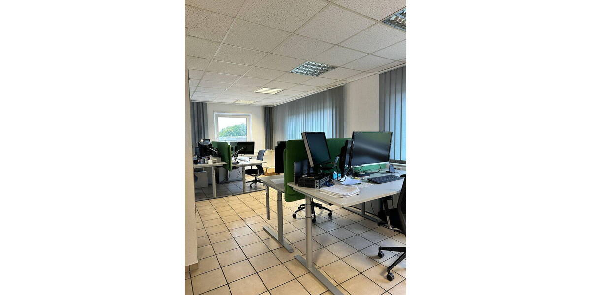 Gewerbeobjekt Kirchlengern Häver - 2.700&euro; | Angebot:26730919