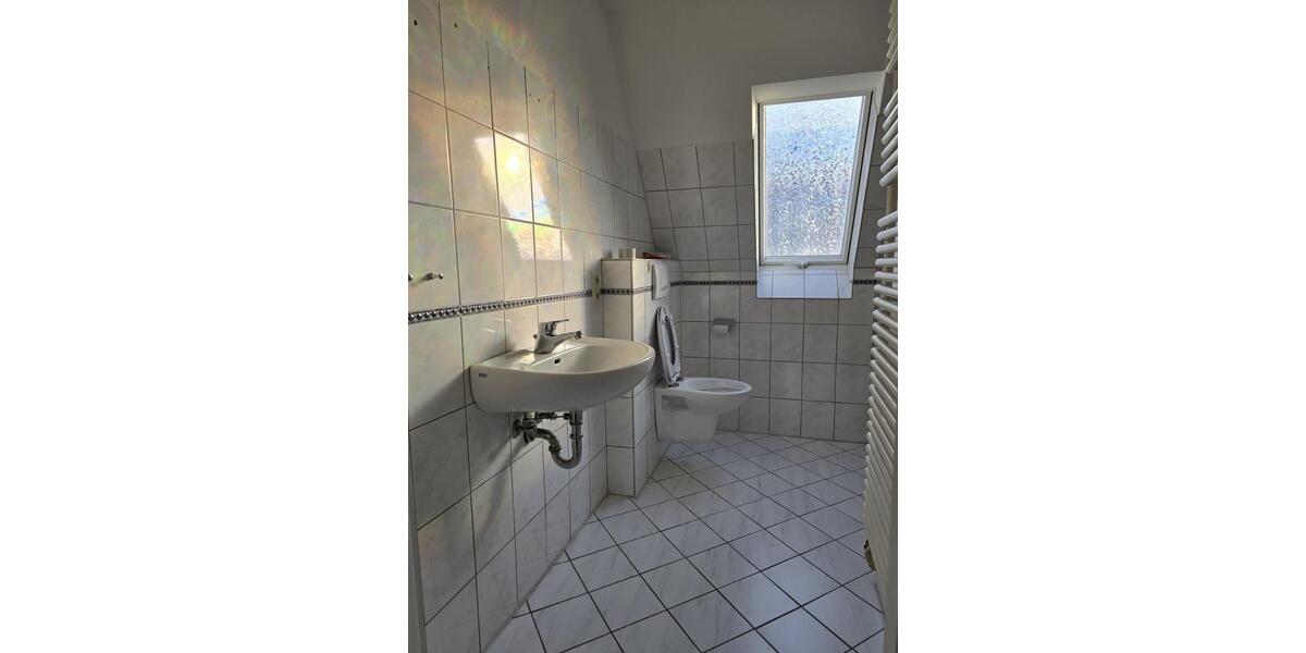 Dachgeschoßwohnung Lemgo - 2.5 Zimmer, 55 m&sup2;, 450&euro; | Angebot:26271023