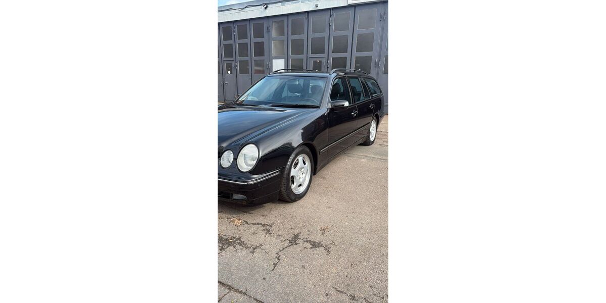 Mercedes-Benz E 320 104.000 km 14.500 &euro; Stolzenau 31592