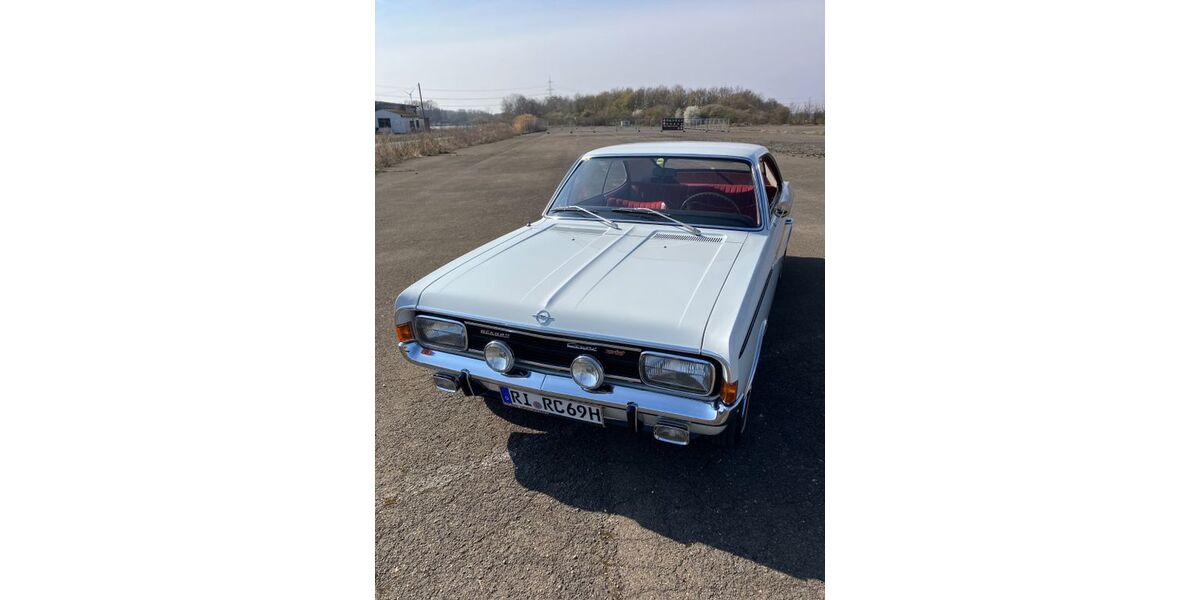 Opel Rekord 114.250 km 34.500 &euro; Beckedorf 31699