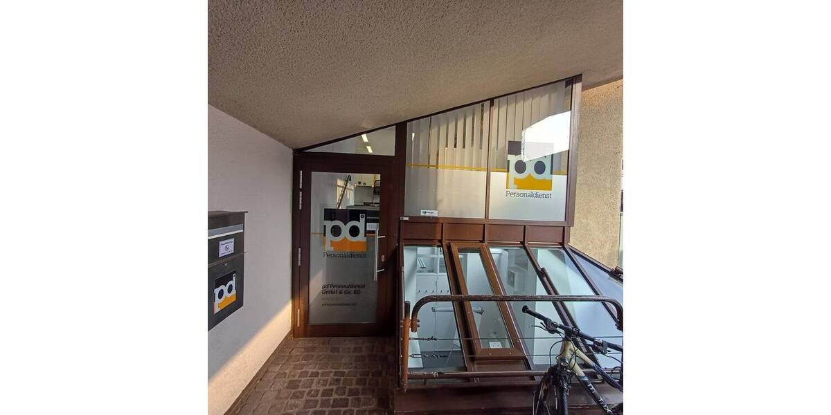 Gewerbeobjekt Lemgo - 5 Zimmer, 150 m&sup2;, 900&euro; | Angebot:25745554