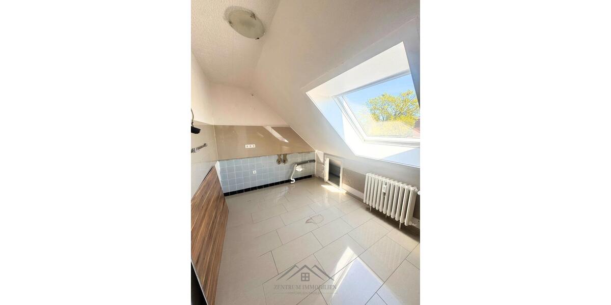 Dachgeschoßwohnung Hessisch Oldendorf - 3 Zimmer, 85 m&sup2;, 550&euro; | Angebot:26591128