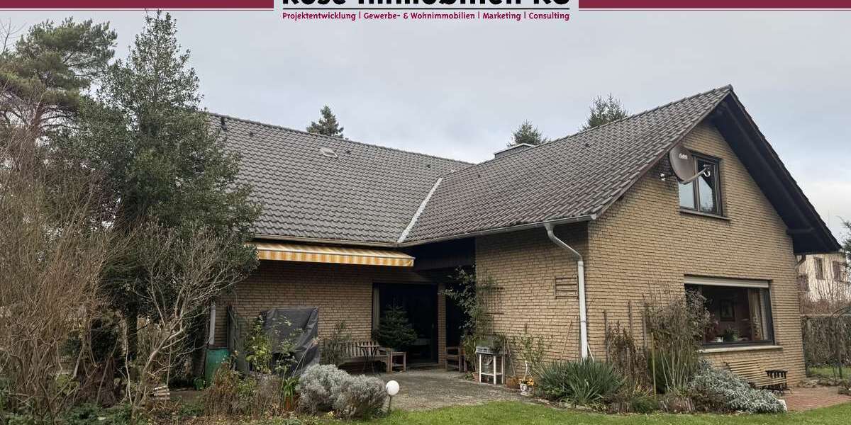 Einfamilienhaus Lübbecke - 7 Zimmer, 252 m&sup2;, 335.000&euro; | Angebot:24276212