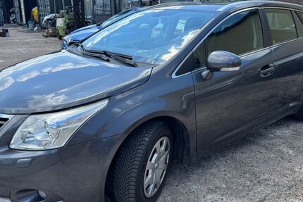 Toyota Avensis 188.133 km 4.990 &euro; Lemgo 32657
