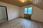 Dachgeschoßwohnung Porta Westfalica - 4 Zimmer, 85 m&sup2;, 670&euro; | Angebot:26621392