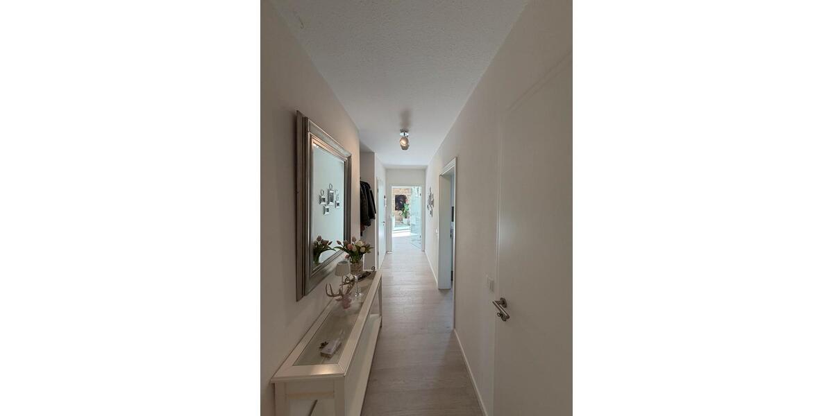 Erdgeschoßwohnung Lemgo - 3 Zimmer, 106 m&sup2;, 420.000&euro; | Angebot:26815418